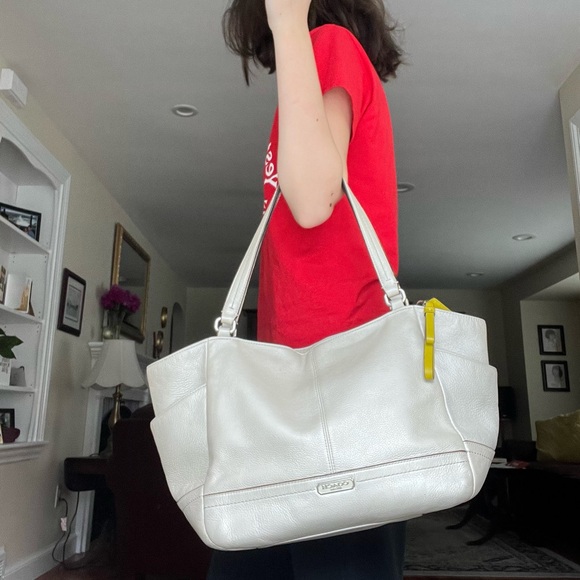 Coach Park Parchment Leather Satchel Carrie All Tote Bag - Picture 2 of 16
